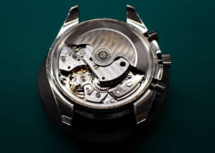オメガ スピードマスターマーク40AM/PM 搭載ムーブメントはCal.1151です。