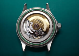 Sinn 657 画像2 裏蓋側ムーブ