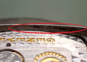 フランク ミュラー トノウカーベックス 横から見ると淵には汚れがびっしり