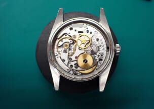 ロレックス デイトジャスト 画像3 自動巻きを外した状態